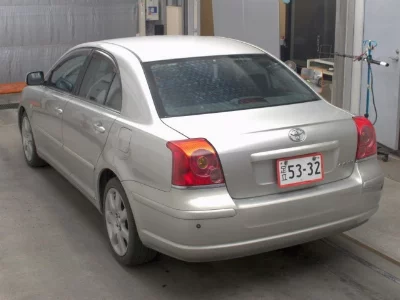 TOYOTA AVENSIS
