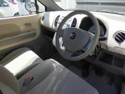 SUZUKI MRWAGON
