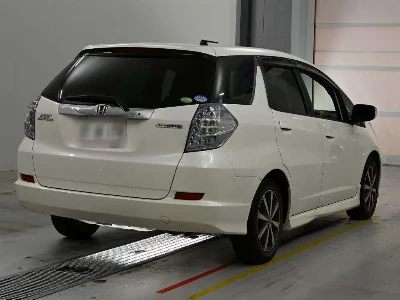 HONDA FIT SHUTTLE HYBRID