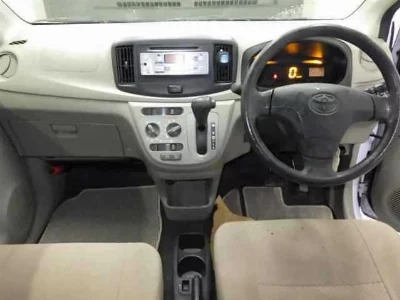 TOYOTA PIXIS EPOCH