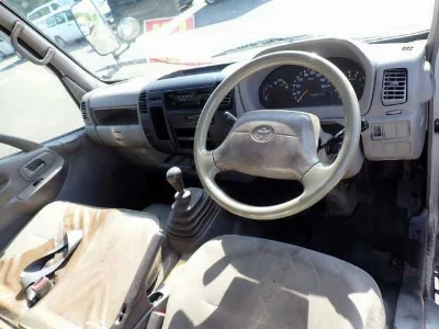 TOYOTA DYNA