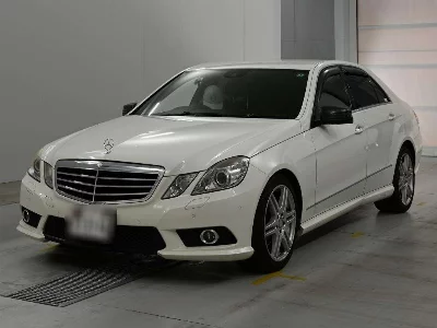MERCEDES BENZ E CLASS