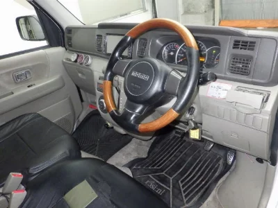 DAIHATSU ATRAI WAGON