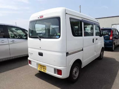 MITSUBISHI MINICAB
