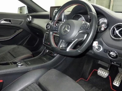 MERCEDES BENZ CLA SHOOTING BRAKE