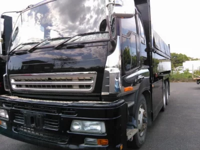 ISUZU GIGA