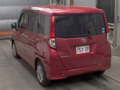 TOYOTA ROOMY