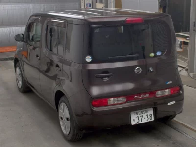 NISSAN CUBE