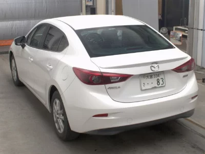 MAZDA AXELA