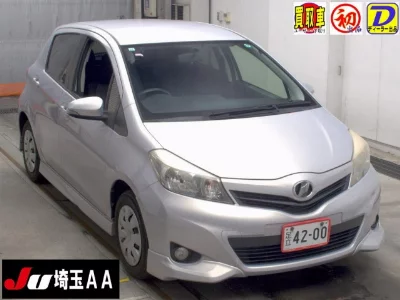 TOYOTA VITZ