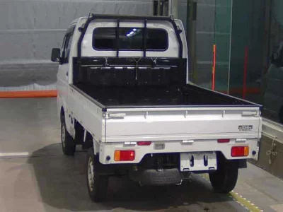 NISSAN NT100 CLIPPER