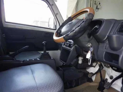 NISSAN NT100 CLIPPER