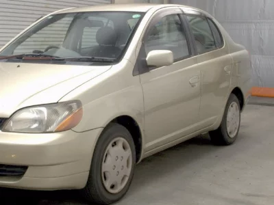 TOYOTA PLATZ