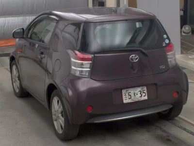 TOYOTA IQ
