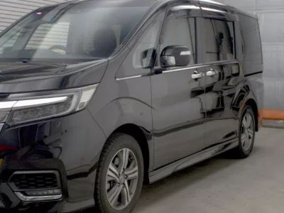 Honda STEPWGN SPADA