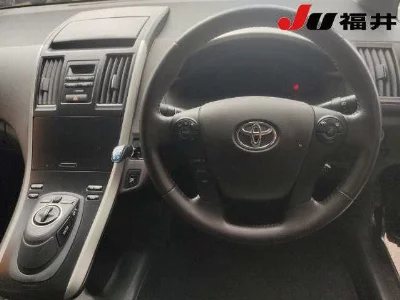 TOYOTA SAI