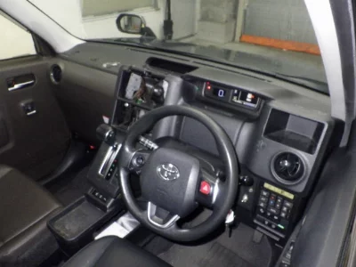 TOYOTA JPN TAXI