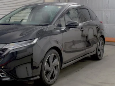 NISSAN AURA