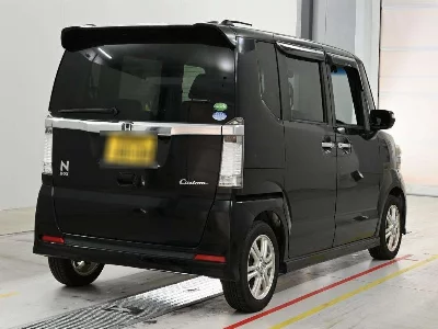 HONDA N BOX CUSTOM