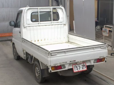 NISSAN CLIPPER TRUCK