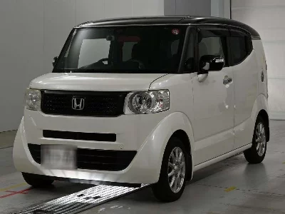 HONDA N-BOX SLASH