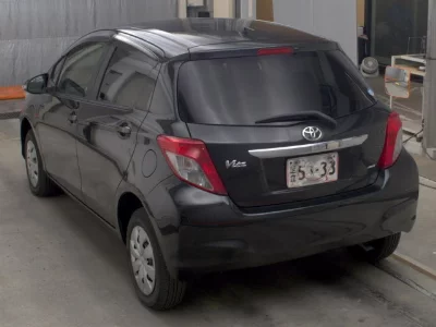 TOYOTA VITZ