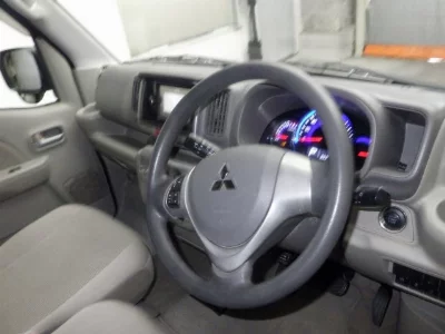 MITSUBISHI TOWN BOX