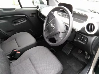 TOYOTA C+POD