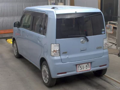 DAIHATSU MOVE CONTE