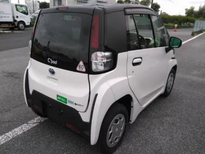 TOYOTA C+POD