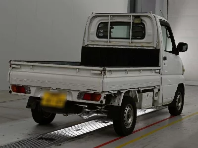NISSAN CLIPPER TRUCK