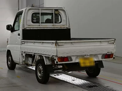 NISSAN CLIPPER TRUCK