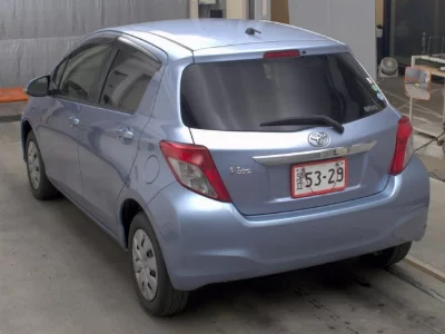 TOYOTA VITZ