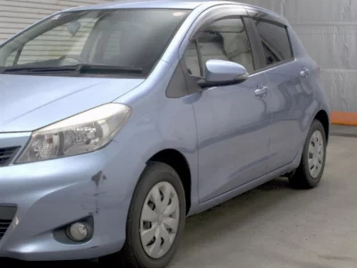 TOYOTA VITZ