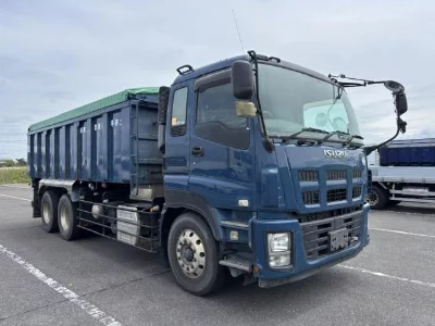 Isuzu  OO RATTLING