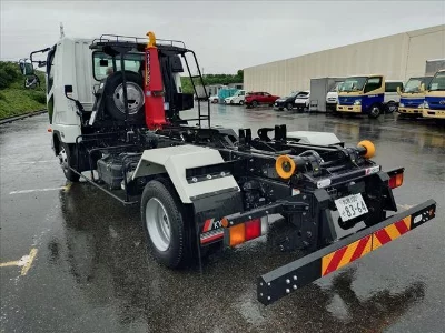 MITSUBISHI FUSO FIGHTER