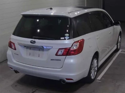 Subaru Exiga