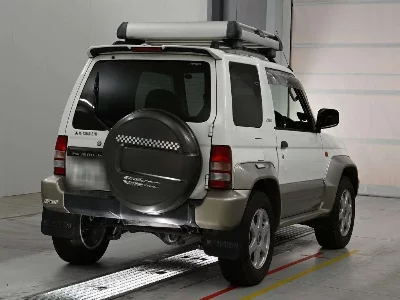 Mitsubishi Pajero Junior