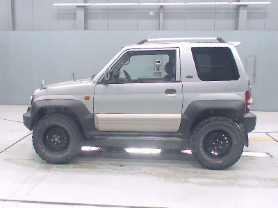 Mitsubishi Pajero Junior