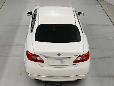 Nissan FUGA HYBRID