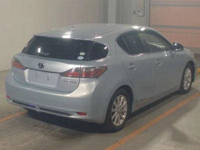 Lexus CT200h