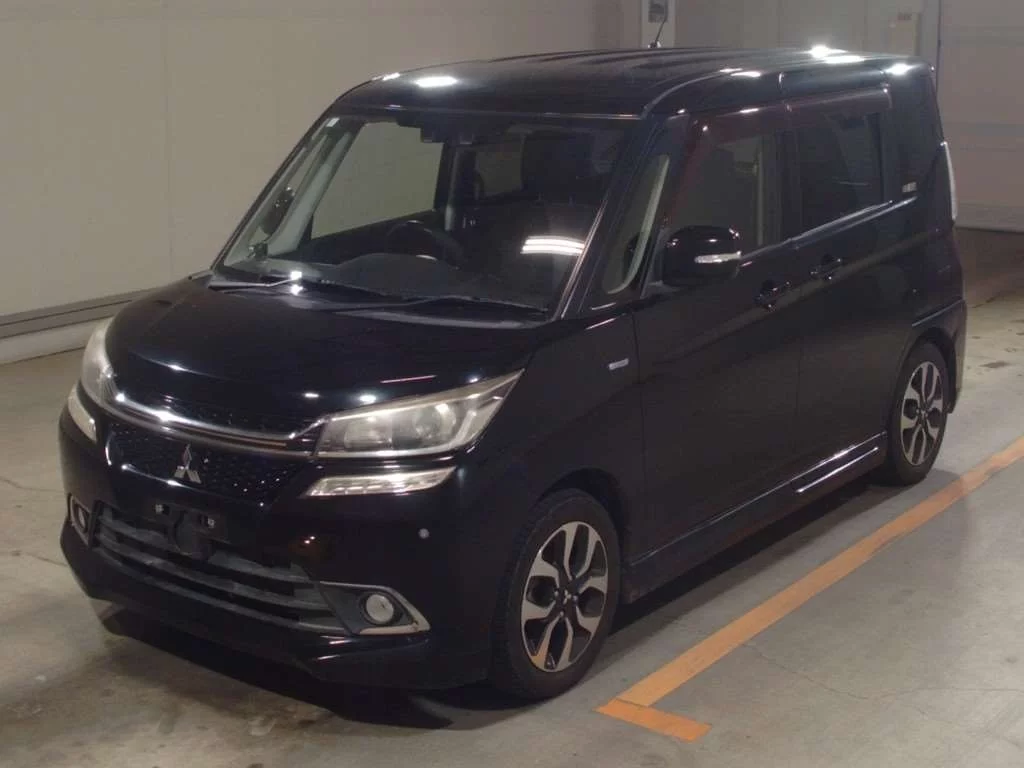 Mitsubishi Delica D:2  с аукциона в Японии