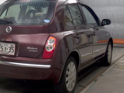 Nissan March