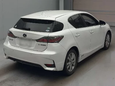 Lexus CT200h