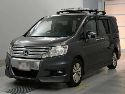 Honda STEPWGN SPADA