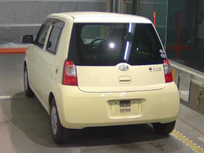 Daihatsu Esse