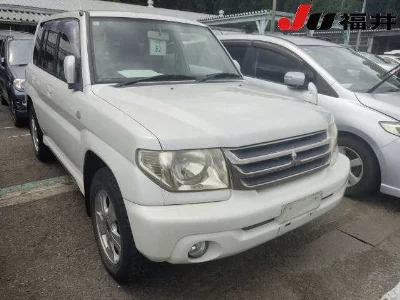Mitsubishi Pajero iO