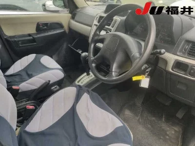 Mitsubishi Pajero iO
