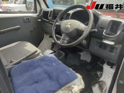 Mitsubishi Minicab Truck