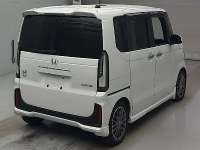 Honda N BOX CUSTOM